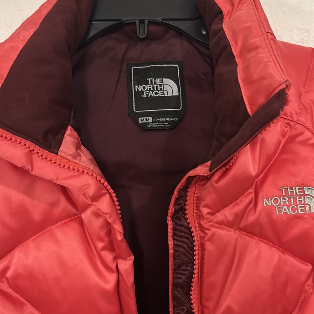 North Face 550 Fill Aconcagua Nuptse Down Quilted Puffer Vest Coral - Picture 4 of 10